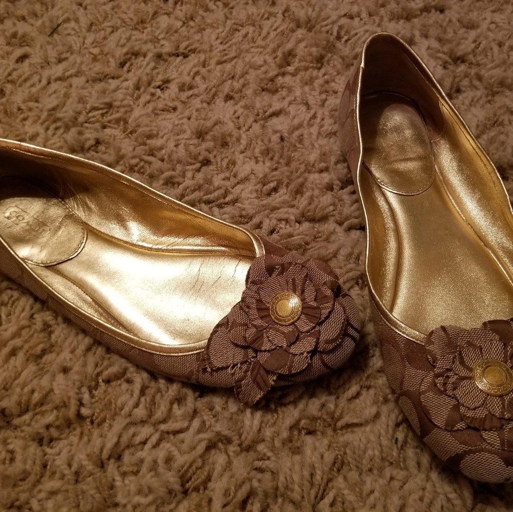 Coach Flats
